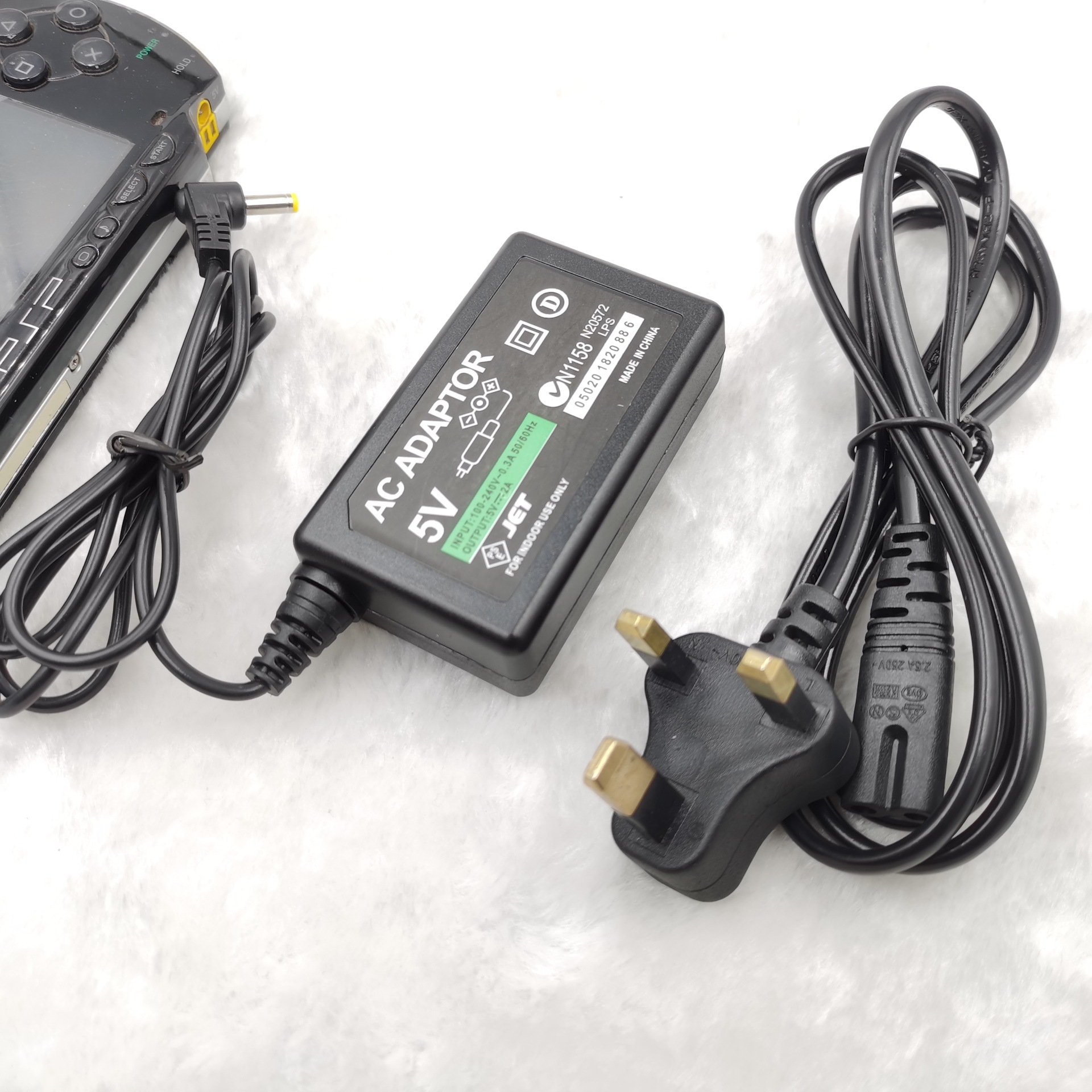 4B02BF9314B3B3132552BCFB2CA032