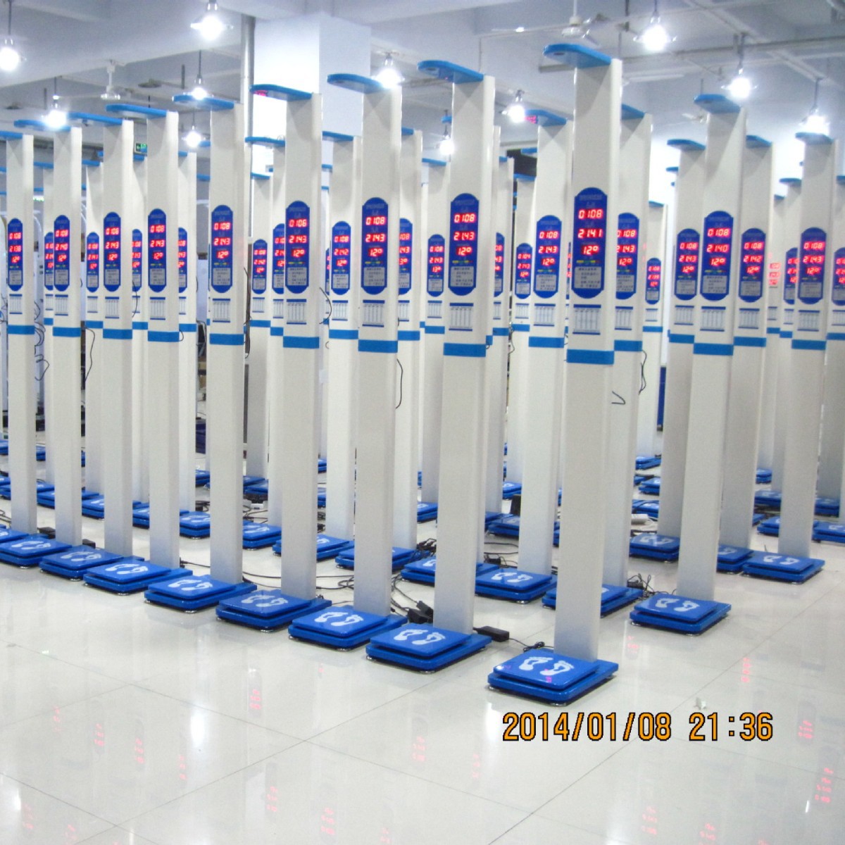 郑州生产超声波身高体重测量电子身高体重秤 体检秤 医用电子秤