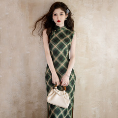 Green checkered sleeveless national style new Chinese style long improved cheongsam 2025 new young girl retro summer