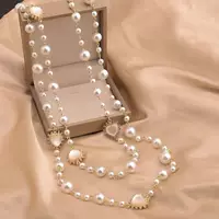 Элегантное handmade жемчужное ожерелье с сердечком-подвеской, позолоченные акценты, Love Pearl свитер-цепочка