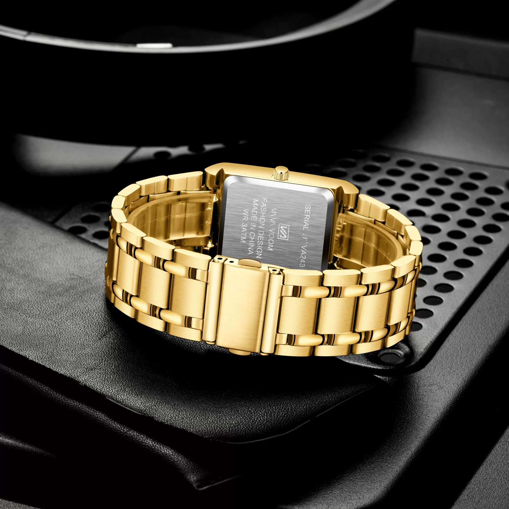 (Cross-border trading), rectangular steel belt stainless steel, golden watch, quartz calendar, waterproof dial, wholesale