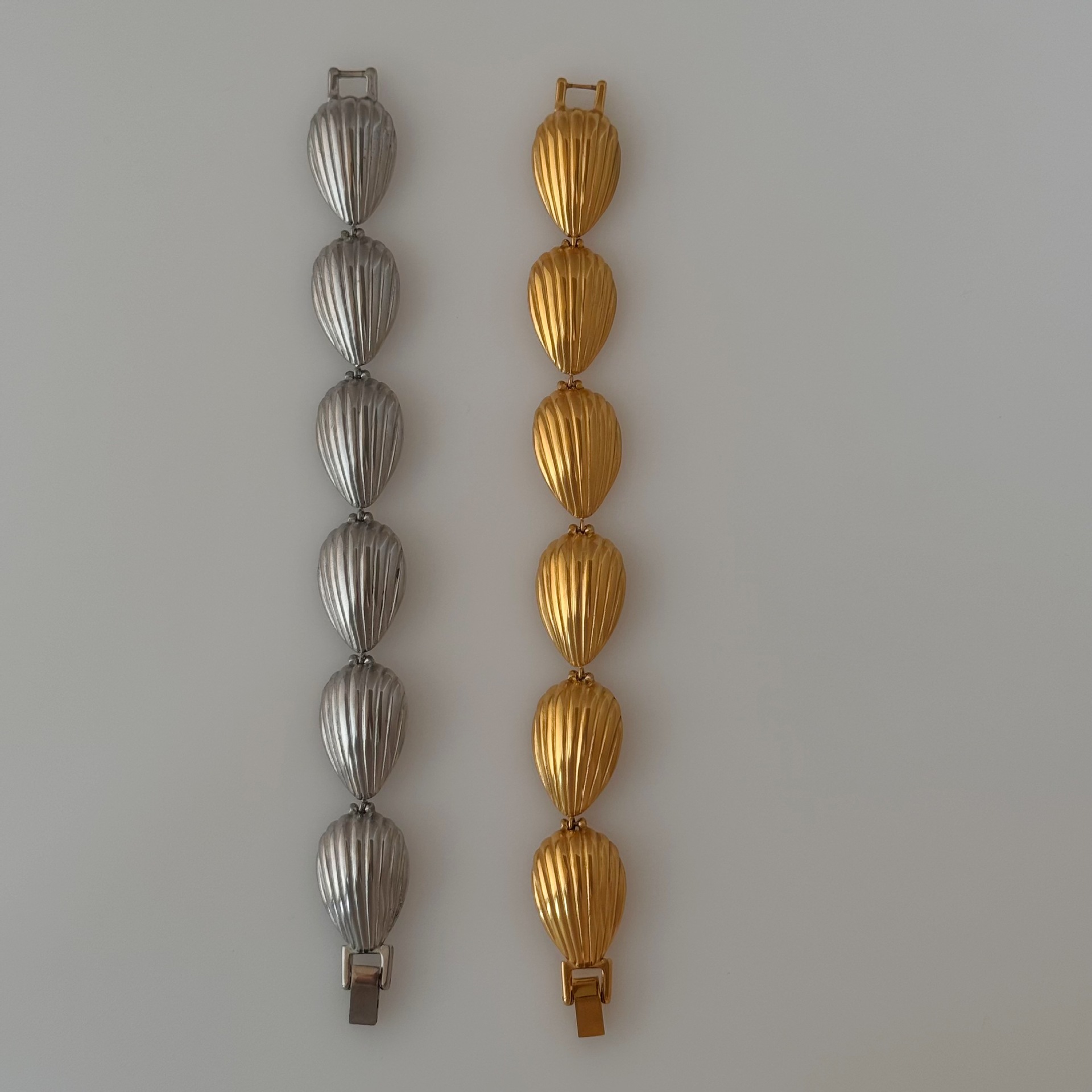 18K Gold Plated Plating Material IG Style Casual Beach Shell Titanium Steel 18K Gold Plated Bracelets In Bulk