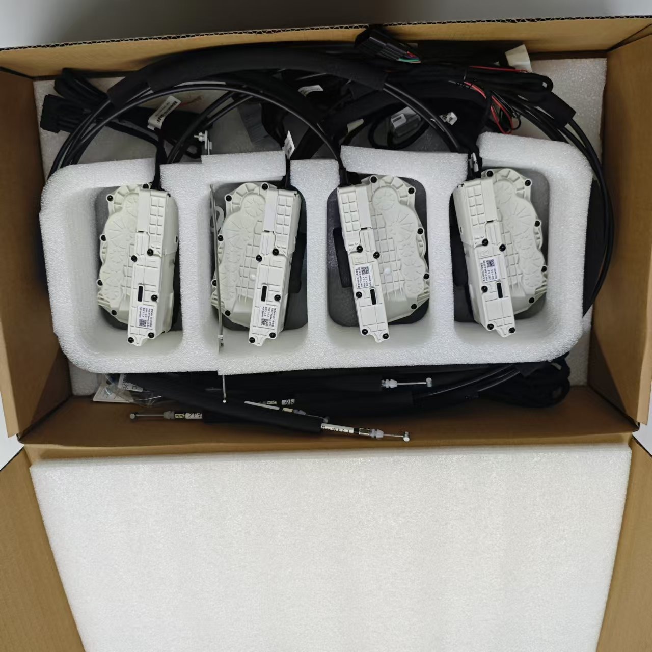 Suitable for the Ideal L6 Four-Door Electric Suction Lock Integrated Lock, Electric Suction Door, Vehicle-Specific, Non-Destructive Installation with Anti-Pinch Function