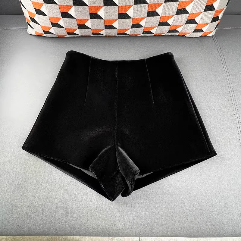 Velvet Shorts for Autumn and Winter, Black Velvet Shorts for Women, 2026 Autumn and Winter Boot Shorts, High-Waisted Slimming Leggings