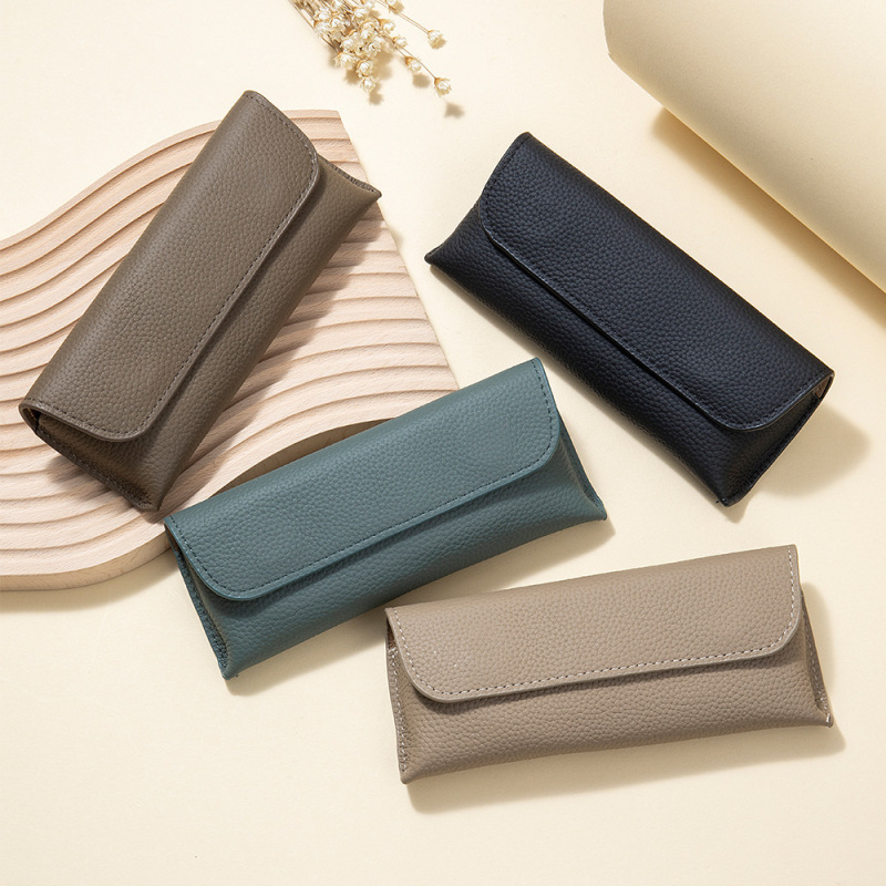 Creative and Stylish Glasses Case, Portable Genuine Leather Personalized Sunglasses Storage Bag, Trendy Sunglasses Box Creative and Stylish Glasses Case, Portable Genuine Leather Personalized Sunglasses Storage Bag, Trendy Sunglasses Box