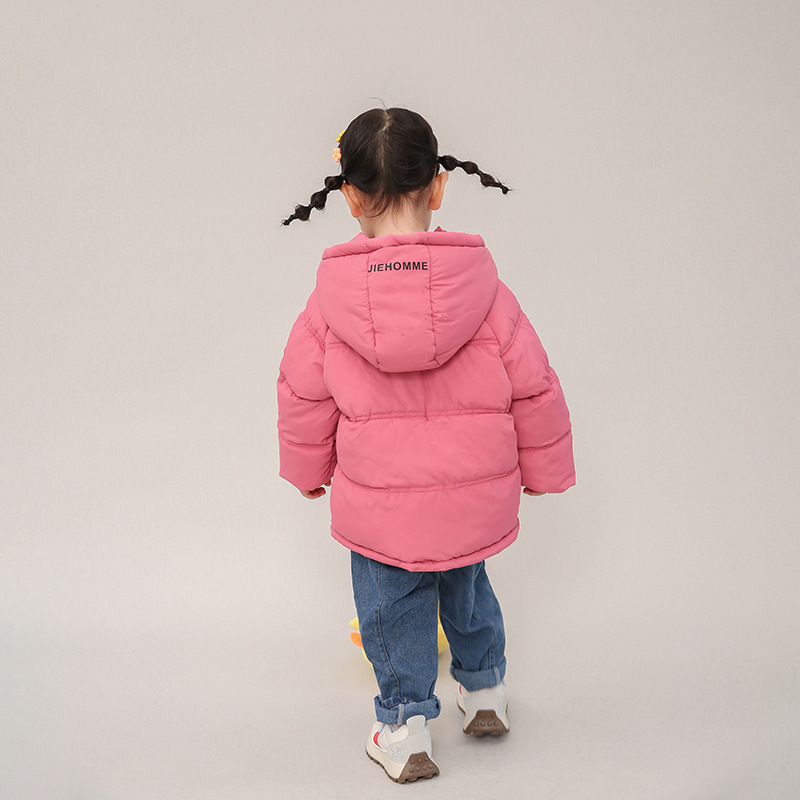 Gran C niños con capucha abajo chaqueta 2024 Otoño e Invierno ropa para niños nueva venta al por mayor niños y niñas chaqueta de plumas