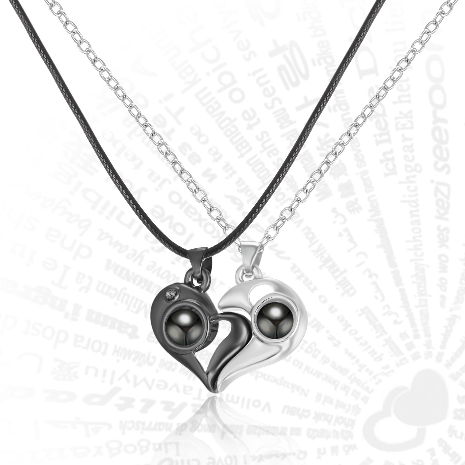 Heart Shaped Magnetic Projection Splicing Necklace 2-Piece Set