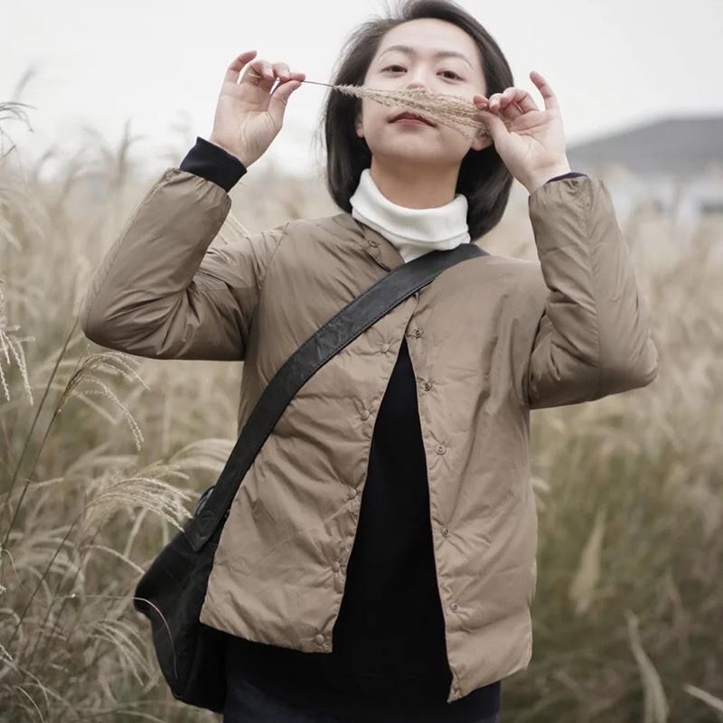 Women's 90 White Duck down Lightweight down Jacket Slim Fit Round Neck Portable Home Warm Liner