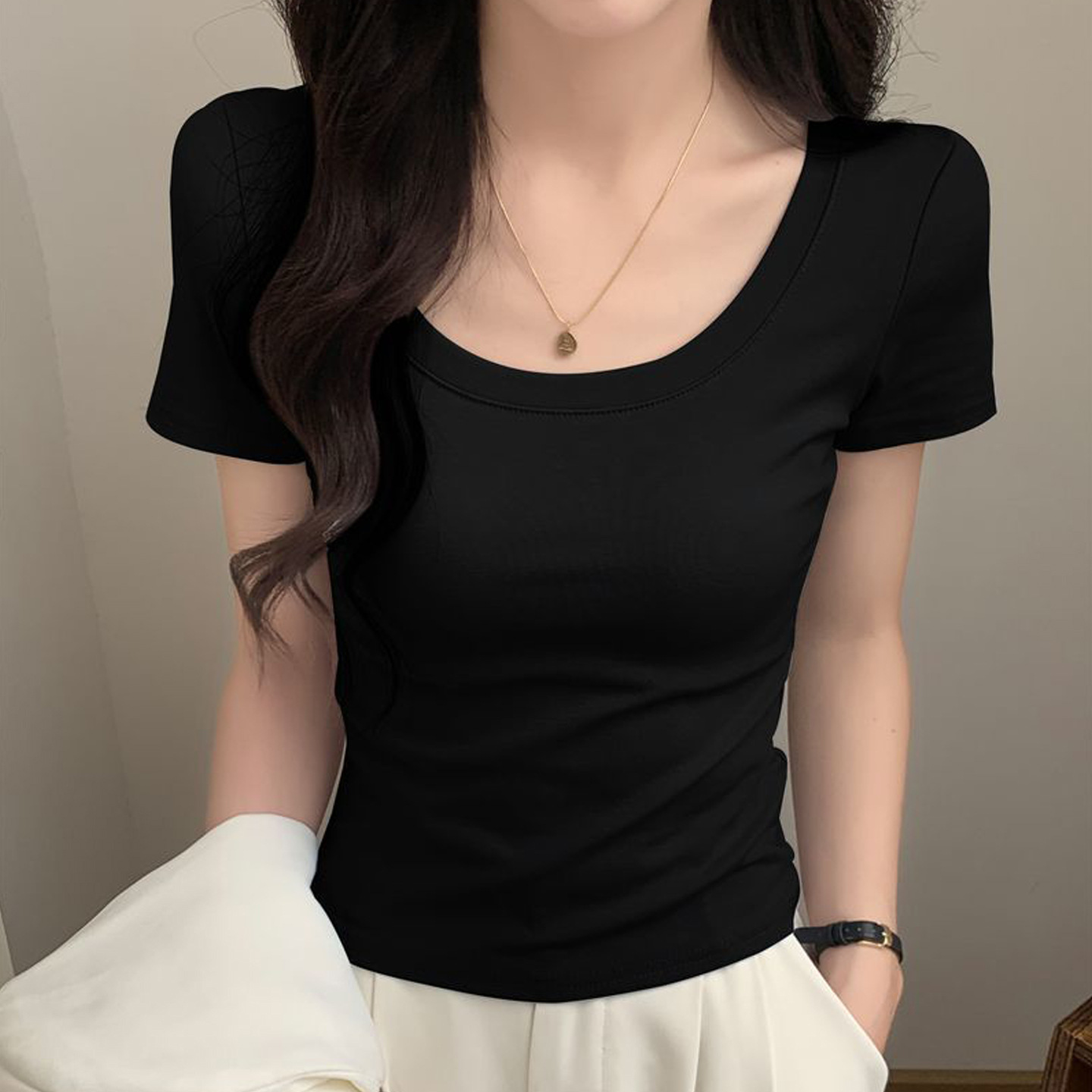 薄款纯棉U领正肩修身短袖女t恤内搭紧身大领口黑色打底衫上衣夏季