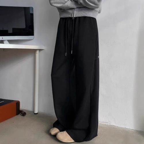 High-end Grey Heavyweight Wide Leg Sports Track Pants for Men with Belt Design, Stylish Casual Long Pants, Loose and Flowy Floor-Length Trousers