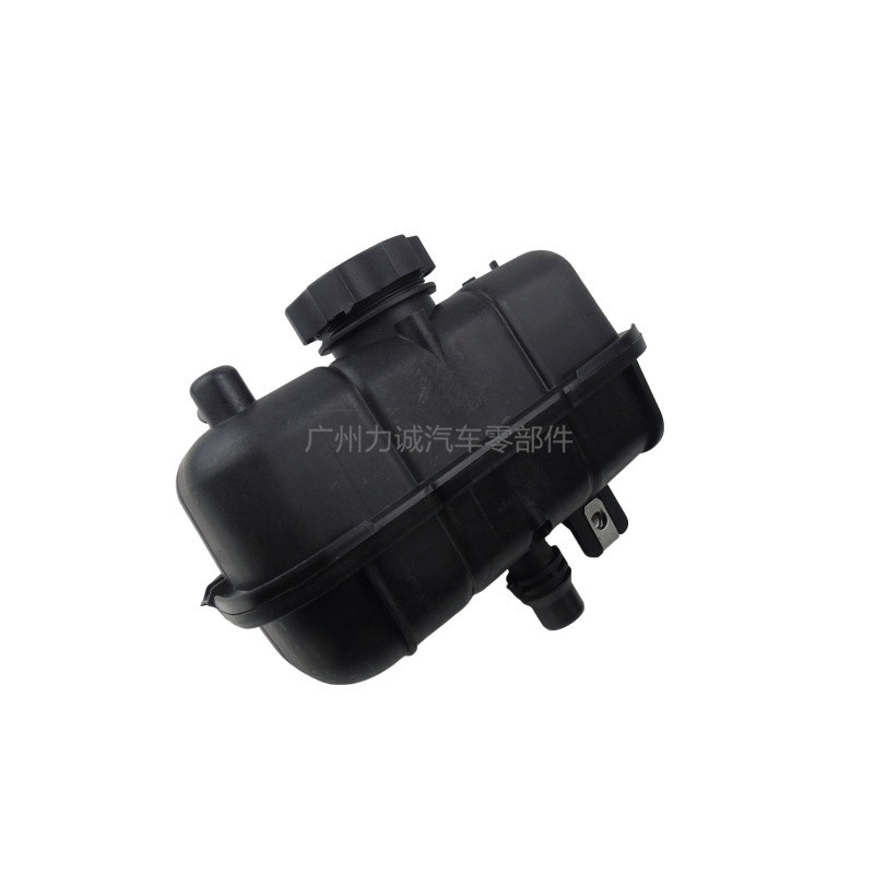 68364312AC Auxiliary Water Tank (with cover) is suitable for Jeep Wrangler 18-25 models/Gladiator 20-25 models