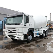 境外供应豪沃howo12立方混凝土搅拌车豪沃10轮水泥搅拌运罐