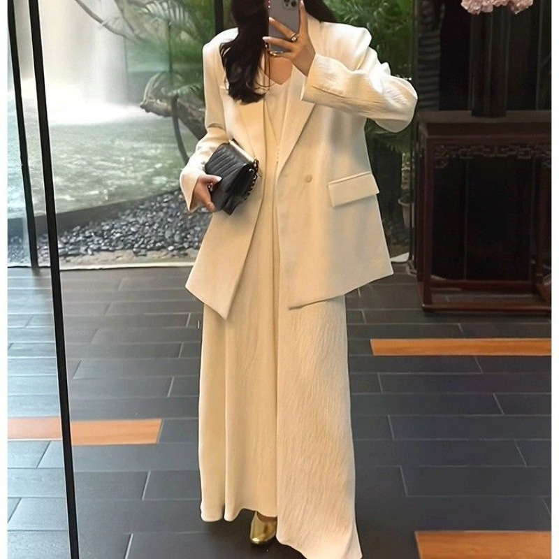 新品感西装套装女春秋新款休闲吊带裙西服外套气质显瘦两件套|undefined