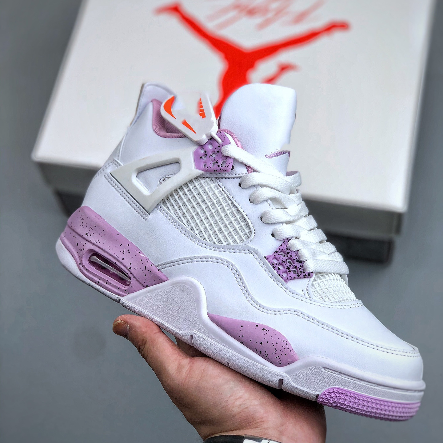Visión alta aj4 zapatos de baloncesto de cuero gris de seda para hombres zapatos deportivos casuales con almohadilla de aire de fondo grueso para mujeres Kaws nocturario