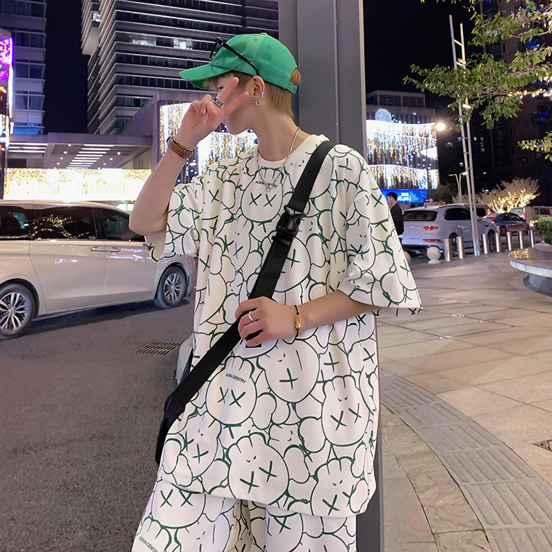 Ropa de pareja de verano de cuello redondo camiseta de manga corta para hombres dos pantalones cortos delgados se pueden usar ropa para el hogar 28013