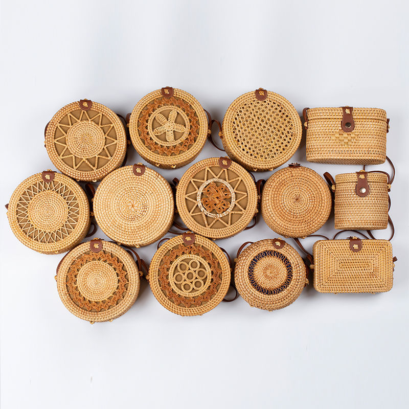 Bolsa de ratán, mini bolsa diagonal, canasta de bosque, bolsa redonda tejida de arte retro, bolsa de hebilla de cubo de vacaciones