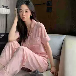 小红书推荐~女款提花格子短袖长裤套装 睡衣家居服套装 批发 代发