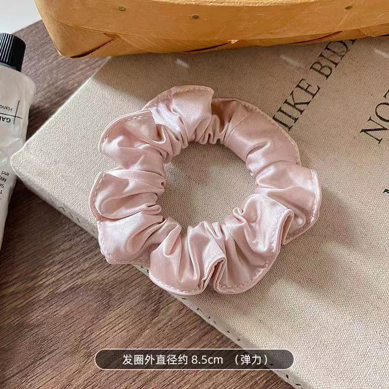 분홍색 곰팡이 가장자리