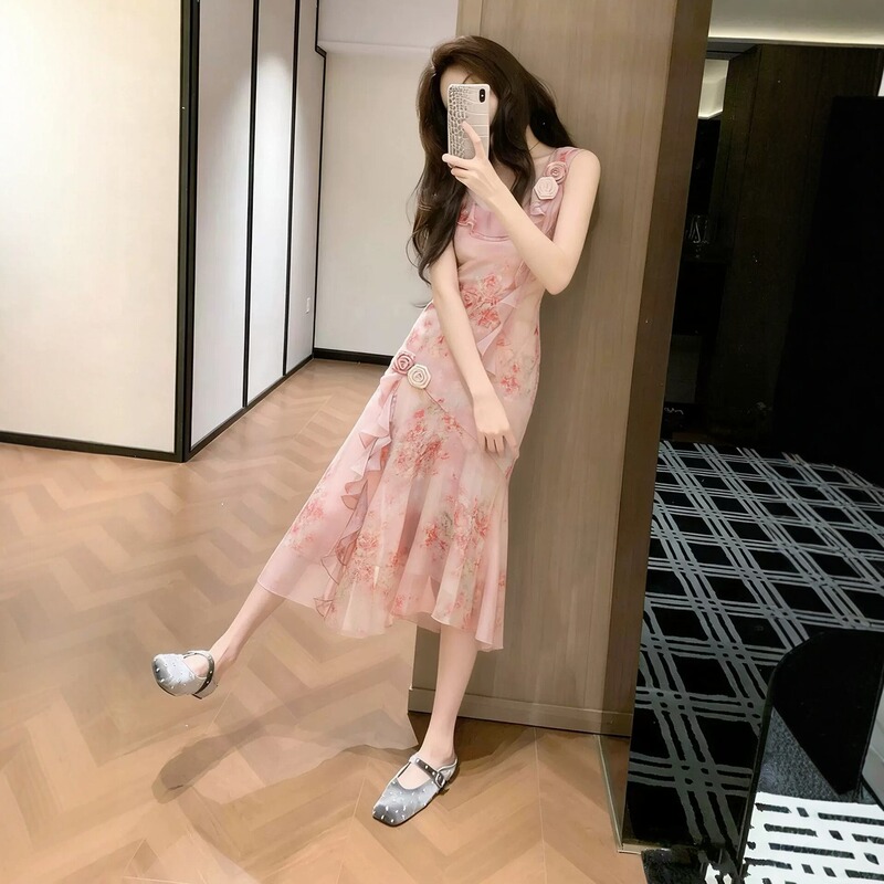 French Retro Floral Sleeveless Dress for Women, New Summer Style, Pink Chiffon Irregular Hem, Slimming Long Dress French Retro Floral Sleeveless Dress for Women, New Summer Style, Pink Chiffon Irregular Hem, Slimming Long Dress