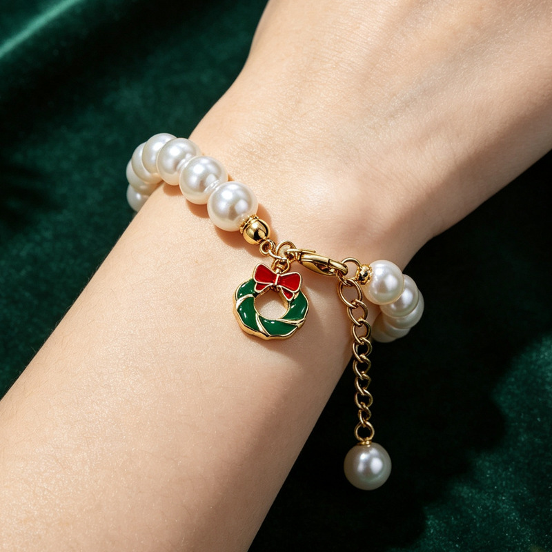 Christmas Pearl Bracelet for Women, Simple and Sweet Style, Santa Claus, Christmas Tree, Christmas Stocking, Wreath, Holiday Gift Accessories Christmas Pearl Bracelet for Women, Simple and Sweet Style, Santa Claus, Christmas Tree, Christmas Stocking, Wreath, Holiday Gift Accessories