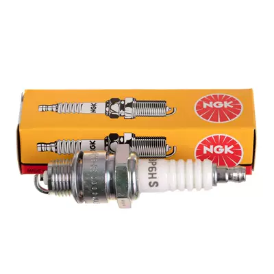 BP6HS auto parts NGK Alışdırma şamı (Sveçalar)