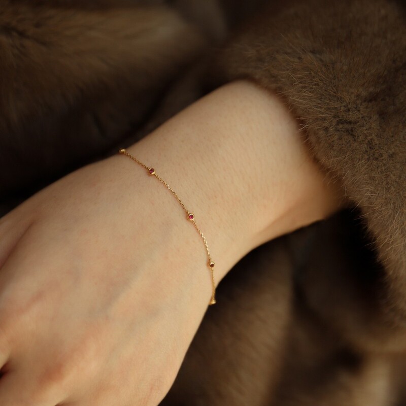 Superfine!! S925 Silver Plated 14K Gold Artificial Ruby Mini Bracelet Simple Exquisite High Temperament Women