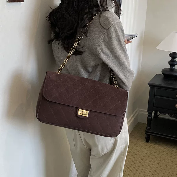 2026 New Autumn/Winter Vintage Suede Cowhide Underarm Bag, Small Chanel-style High-end Quilted Chain Messenger Bag