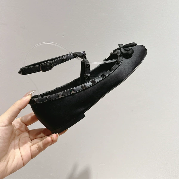 Чёрный