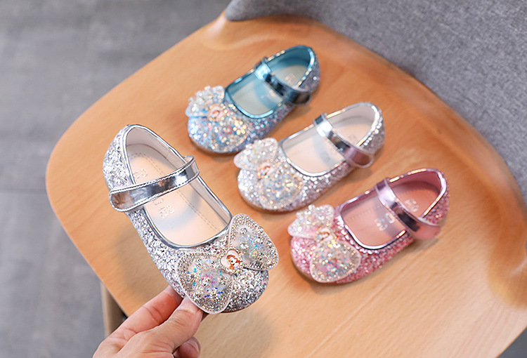 2024 frühjahr Neue Mädchen Mode Wasser Ziegel Cartoon Prinzessin Schuhe Koreanische Version Kleines Mädchen Pailletten Leder Schuhe Weichen Boden Baby Schuhe_voghion.com