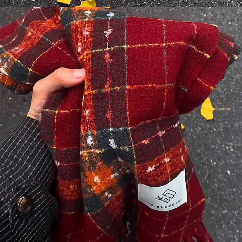 안개가 자욱한 푸른 산