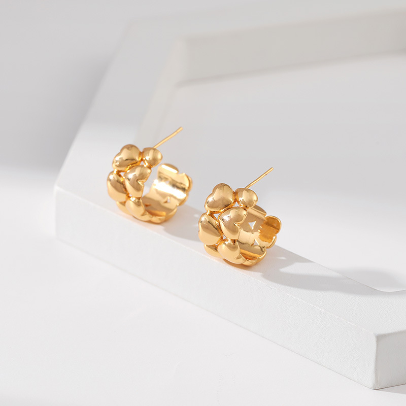 Retro Heart Shape Copper Plating Ear Studs 1 Pair