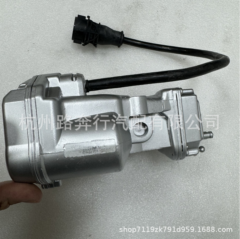 0001414925 Is Suitable for Mercedes-Benz W140 Engine Throttle Assembly 000 141 4925
