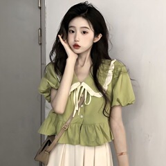 フランスの衝突色の子供の襟の半袖のシャツの女性の春の夏の新型のデザイン感の小さい大衆の独特な小さいシャツの短い上着