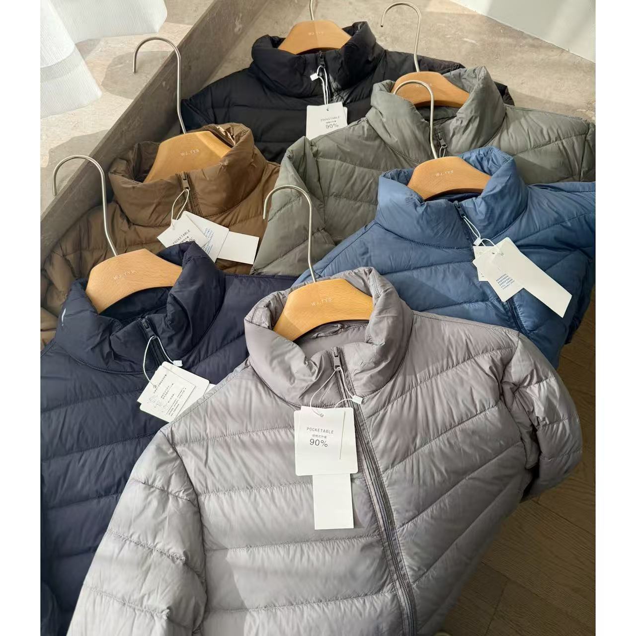 Autumn and Winter New Lightweight down Jacket Men's 90% White Duck down Large Size Warm Jacket for Middle-Aged and Young People N1205L