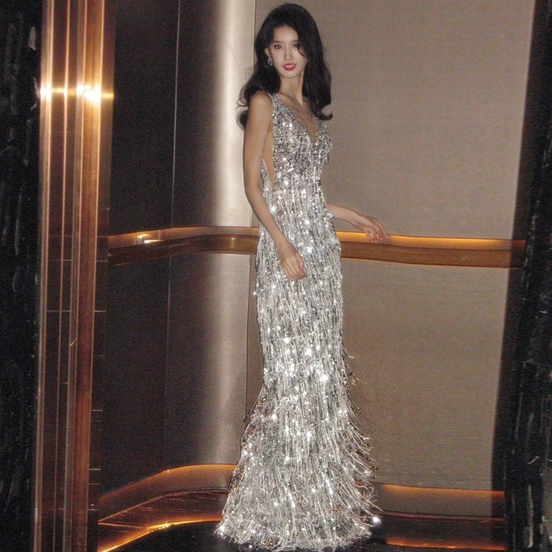Đầm dạ hội nữ đính sequin và tua rua phong cách Pháp — Màu trắng bạc