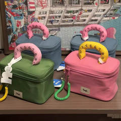 かわいいコントラストカラー化粧品袋大容量女性ポータブルタグ化粧品袋新しい Xiaohongshu 化粧品収納袋