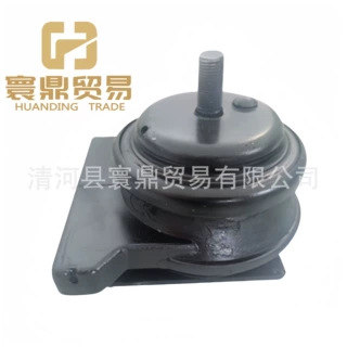 厂家直销 ME017631适用于三菱发动机支架