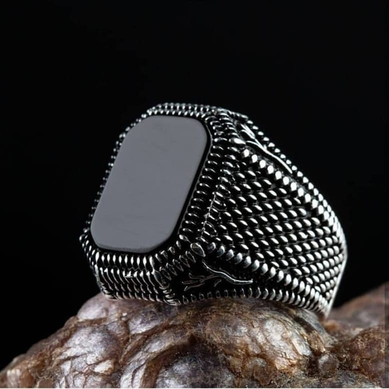 Huajie wish Hot Selling Vintage Natural Black Square Agate Men's Pattern Ring Men's Trendy Ring