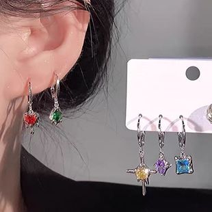 �¿��ɫ�ʯ����׶���С���OӋ�r�о���Ů�߼��Ђ��Ԫ��ض��