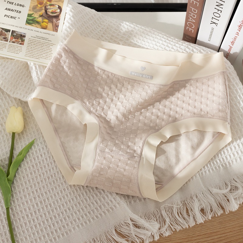 Ropa interior de mujer de algodón puro entrepierna transpirable Mediados de cintura triángulo pantalones cortos cabeza chica japonesa más tamaño ropa interior sin costuras al por mayor