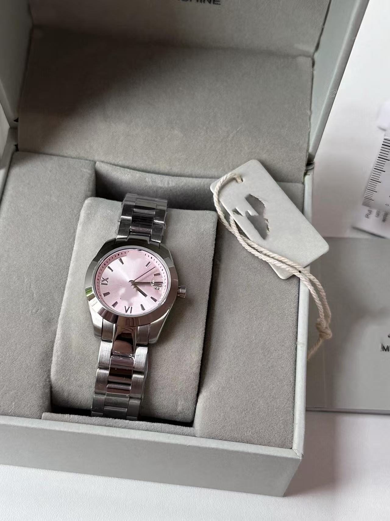 24vva+ counter gift box