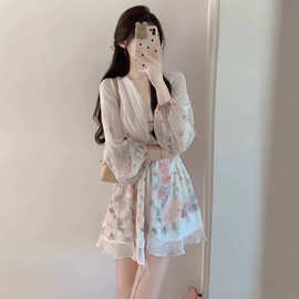 法式领碎花雪纺连衣裙女夏季性感纯欲绝美气质收腰蓬蓬长袖裙子