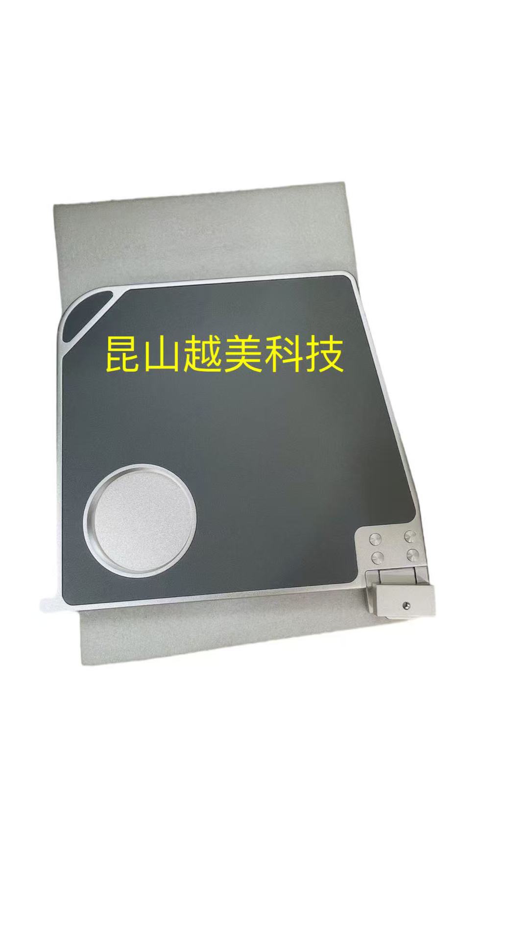 bc889228e0e4603e7b2994cd4b3f1c