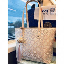 �V�����z���\����Ů�¿������L���������ذ�����ʽ�μ������