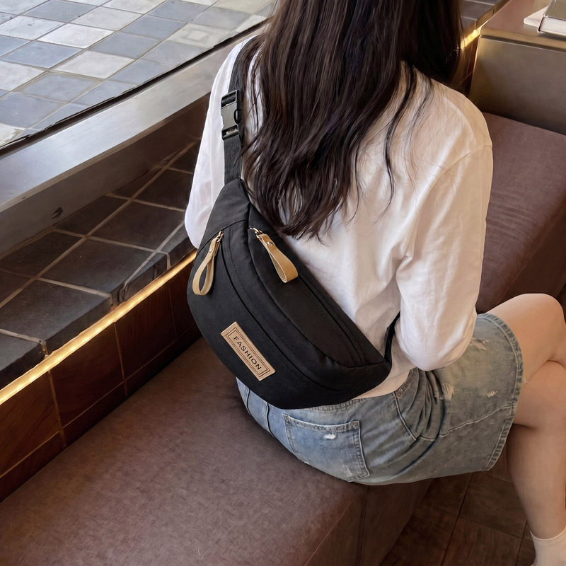 일본 가슴 가방 소년 ins 간단한 작은 가방 경량 캐주얼 크로스 바디 백 남성 스포츠 숄더 백 트렌디 작은 배낭