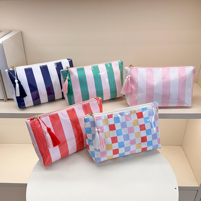 Cross-Border Popular Striped Makeup Bag, High-Looking, Large-Capacity Cosmetics Storage Bag, Portable Travel Makeup Bag for Commuting Cross-Border Popular Striped Makeup Bag, High-Looking, Large-Capacity Cosmetics Storage Bag, Portable Travel Makeup Bag for Commuting
