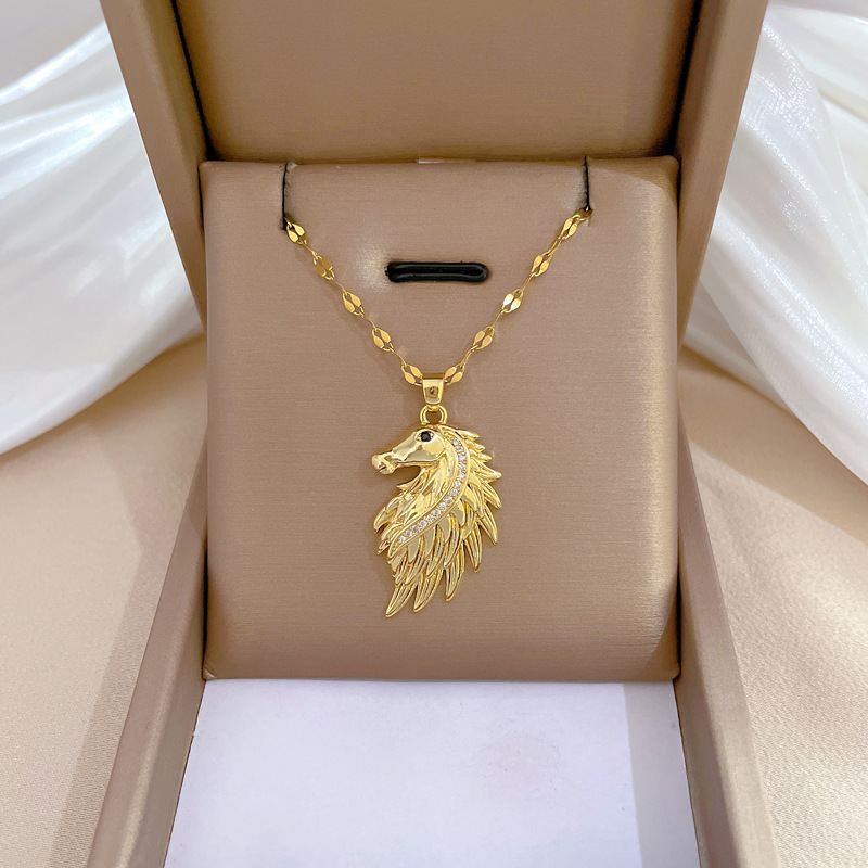 Elegant Full Diamond Collarbone Necklace In Titanium Steel_voghion.com