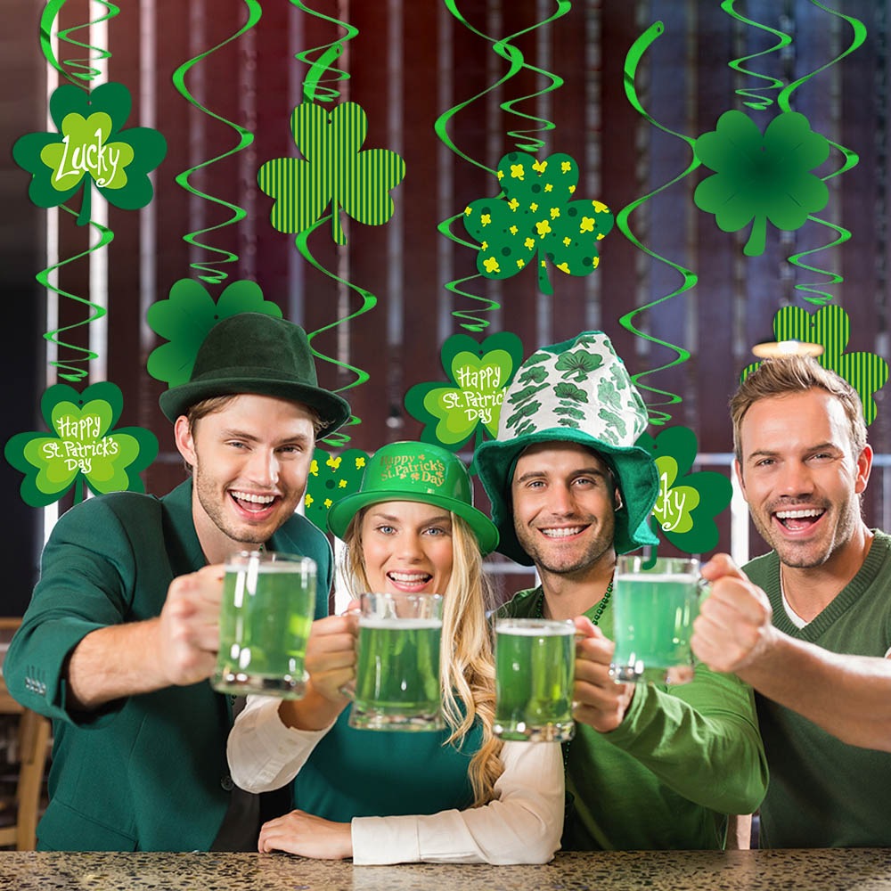 El día de San Patricio espiral colgante ornamento Festival irlandés decoraciones del partido trébol de cuatro hojas espiral colgante ornamento