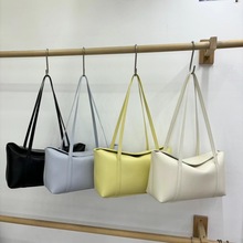 2025新款小众ins风纯色大容量托特包简约轻奢上班单肩包休闲百搭