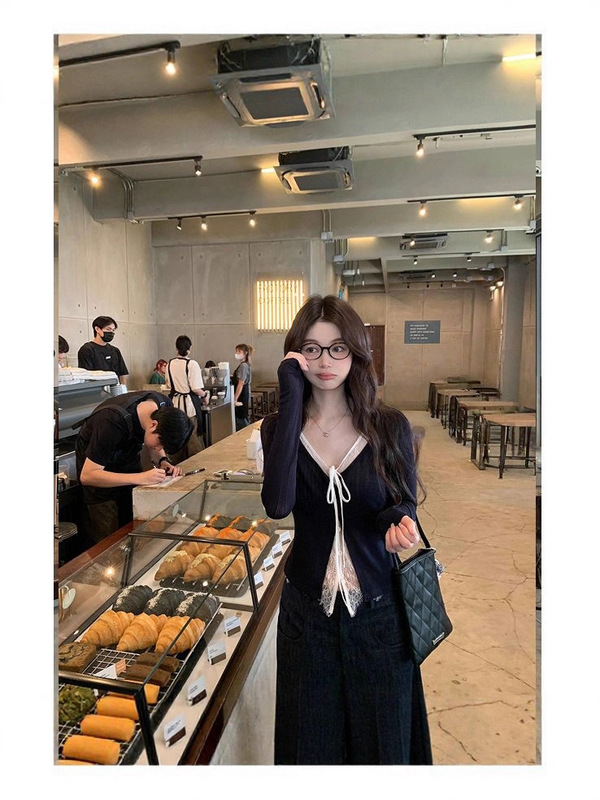 【工厂现货】辣妹风蕾丝拼接绑带假两件撞色t恤女春季显瘦打底衫|undefined